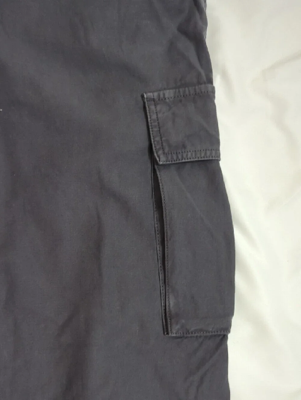 Madewell Relaxed Cargo Pants, Color Dark Gray Size 25